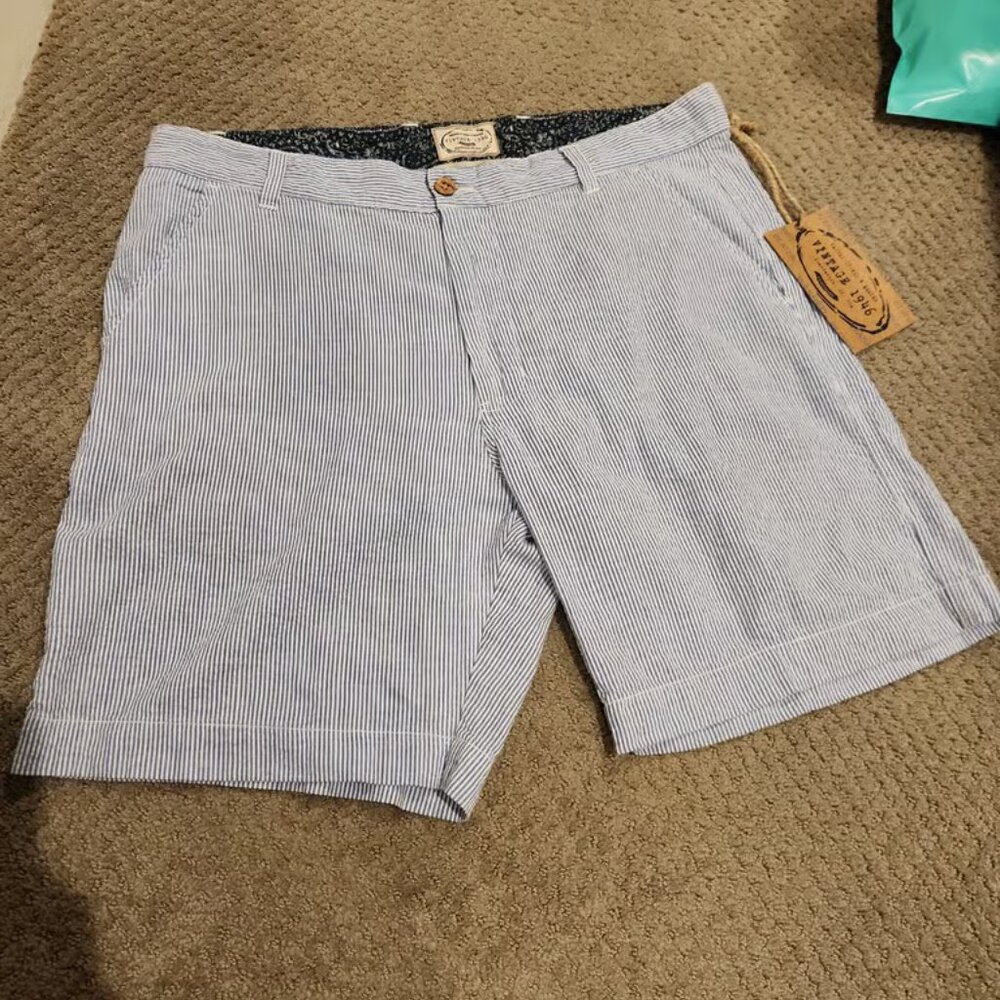 NEW with tags. Men's blue stripe shorts. Sz 38 100% Cotton